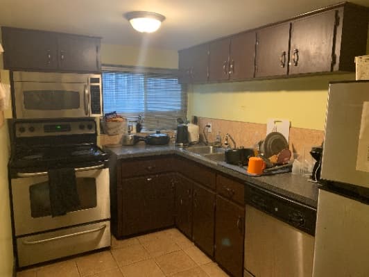 ☆女性専用☆ダウンタウンまで35分！MainSt近く-1